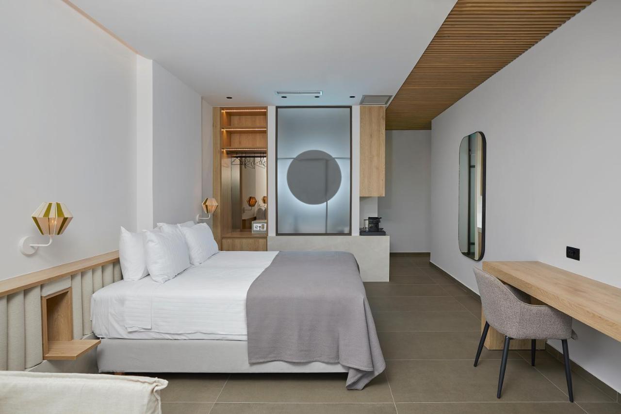 Mare Suites Lechaio エクステリア 写真