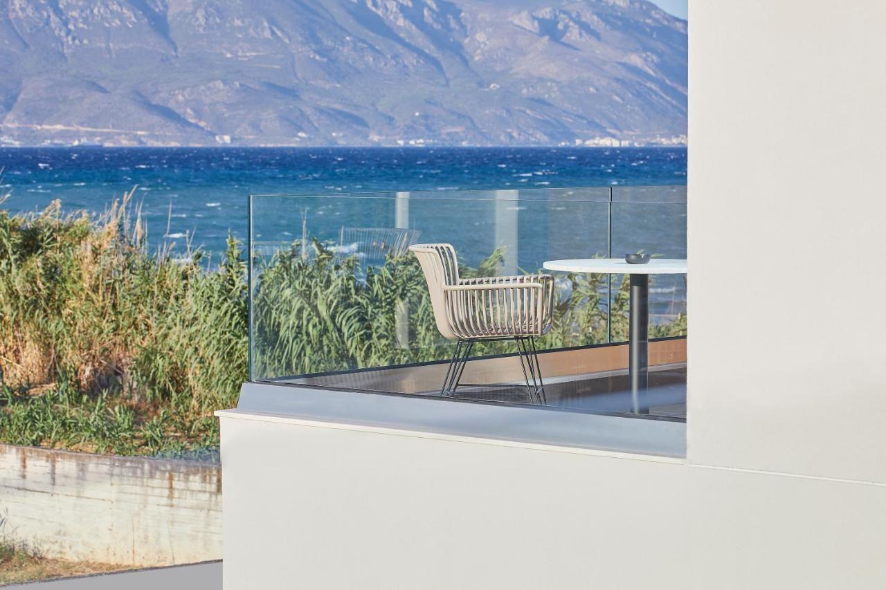 Mare Suites Lechaio エクステリア 写真