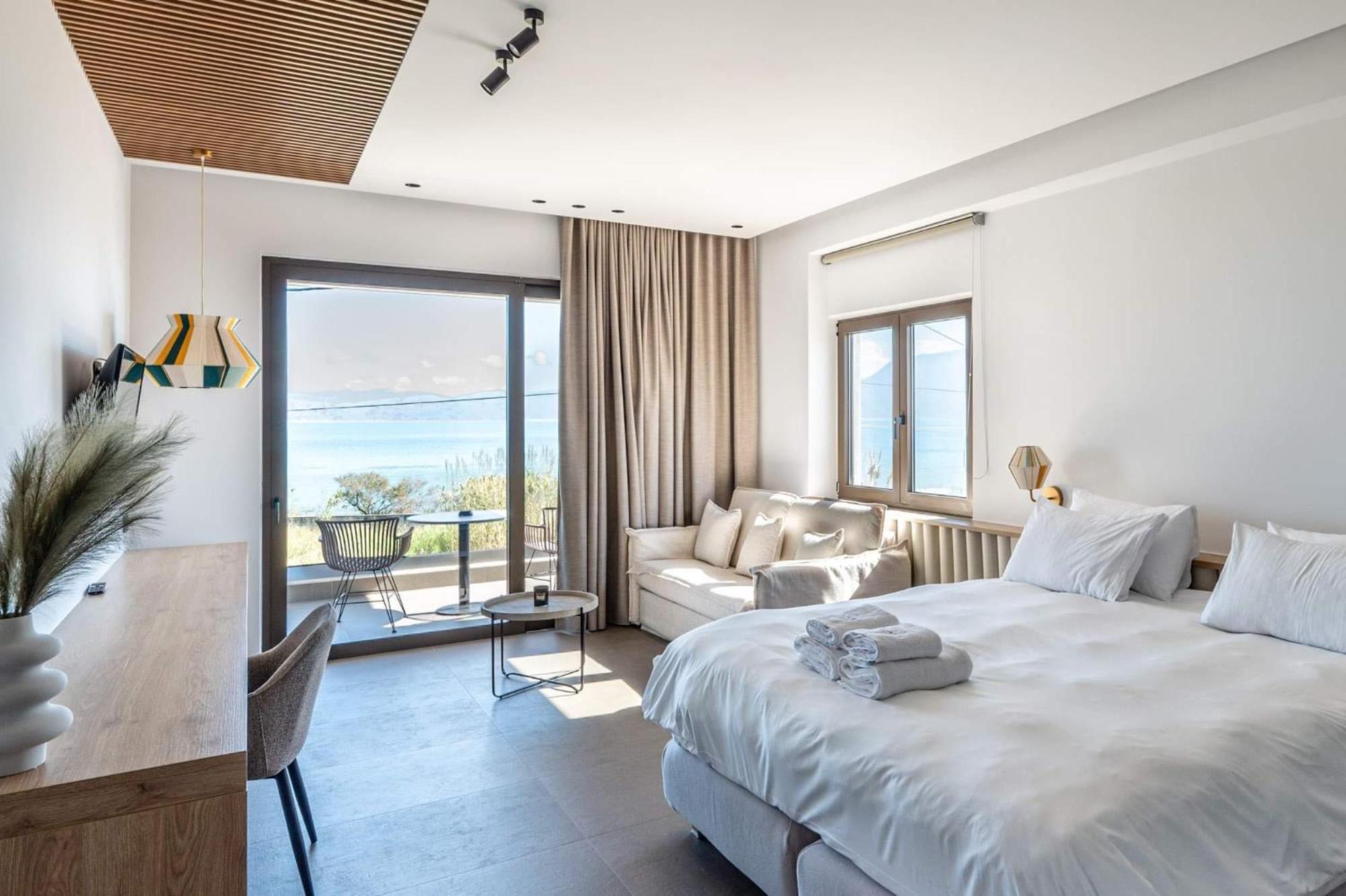 Mare Suites Lechaio エクステリア 写真